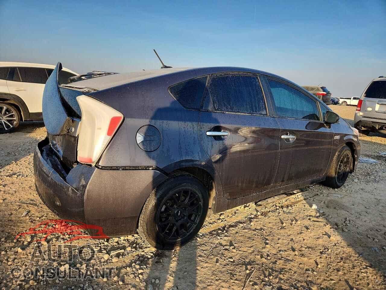 TOYOTA PRIUS 2013 - JTDKN3DPXD3045695
