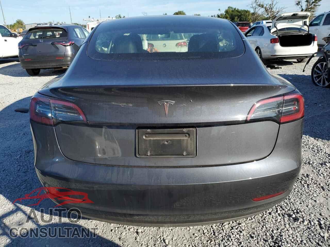 TESLA MODEL 3 2023 - 5YJ3E1EA4PF693723