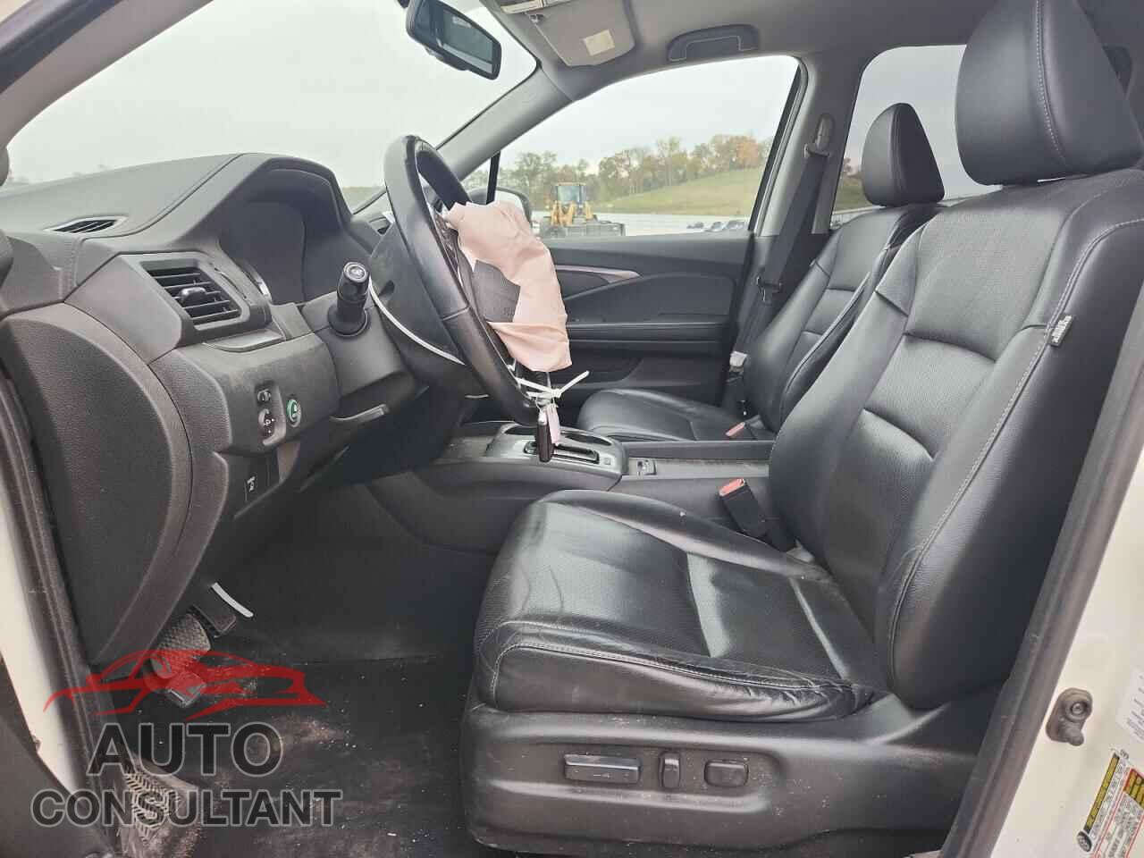 HONDA RIDGELINE 2017 - 5FPYK3F67HB008823