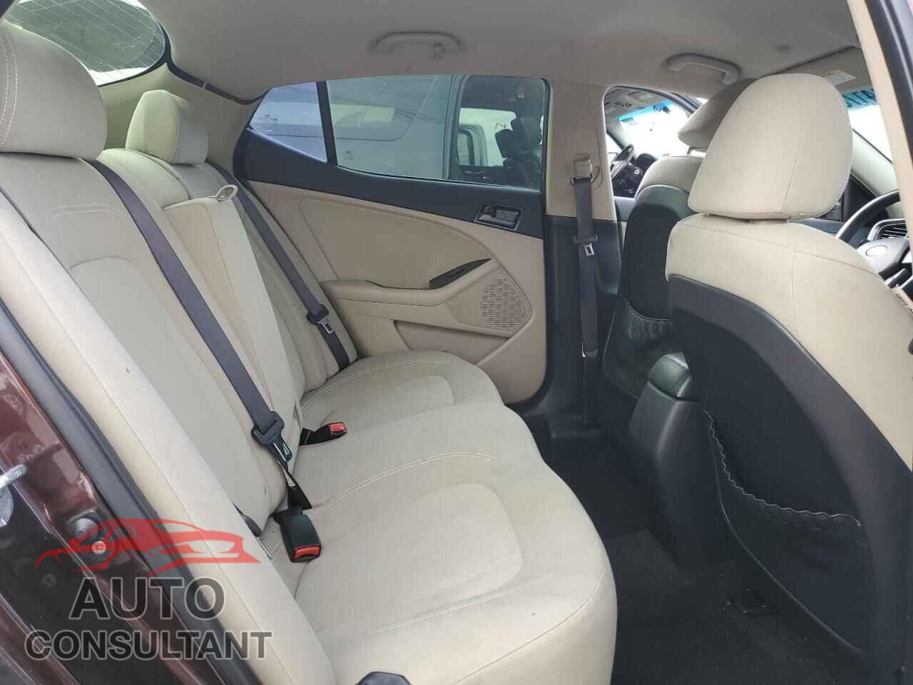 KIA OPTIMA 2011 - KNAGM4A79B5068287