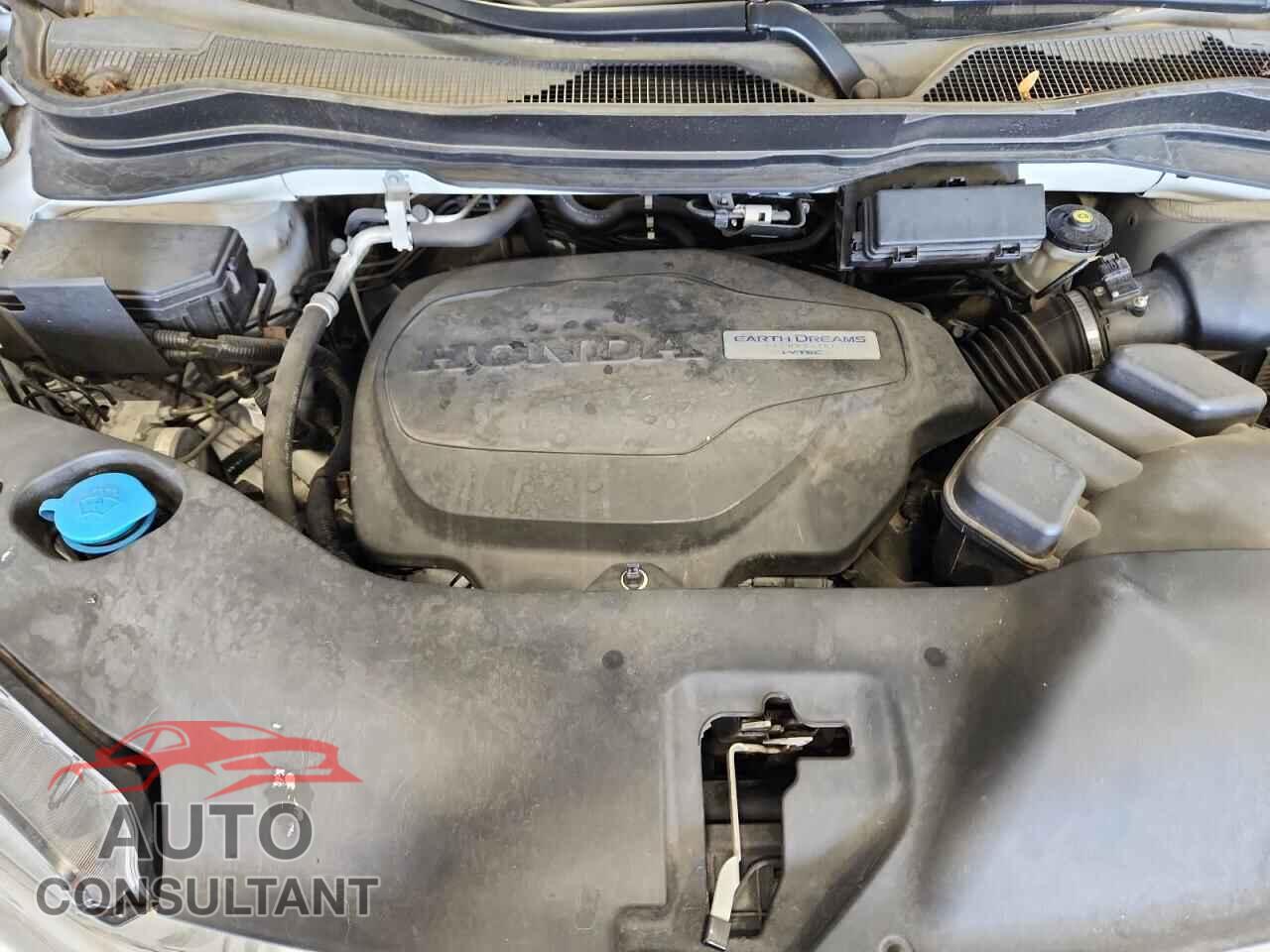 HONDA RIDGELINE 2017 - 5FPYK3F65HB010103