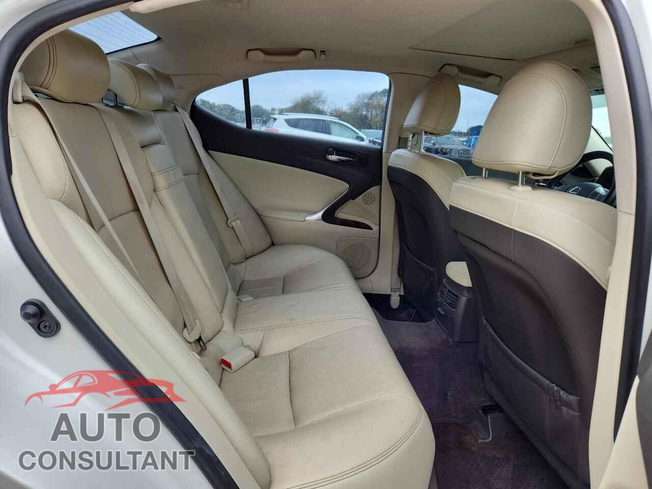 LEXUS IS 2013 - JTHBF5C20D5192061