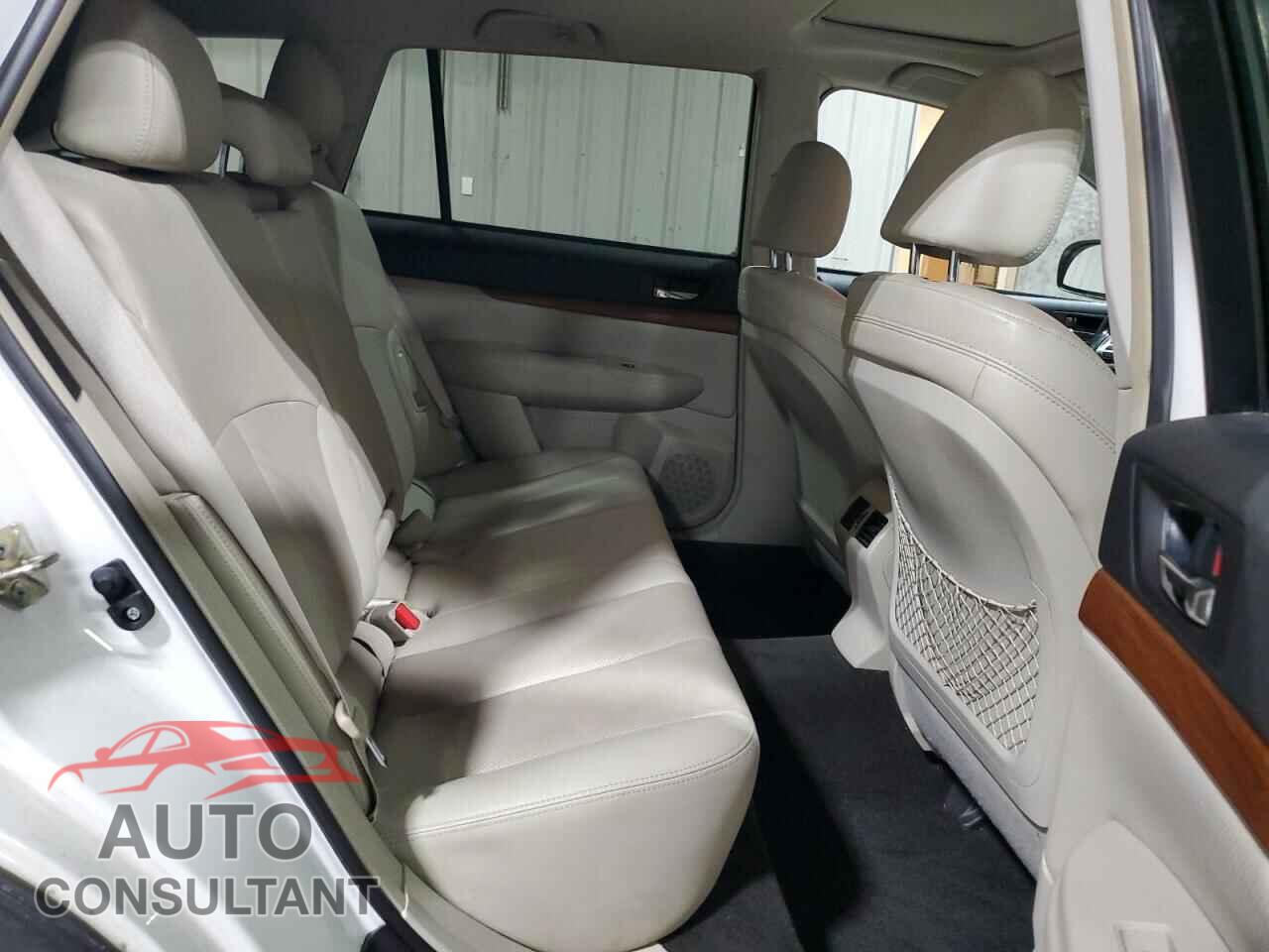 SUBARU OUTBACK 2014 - 4S4BRBLC3E3285939