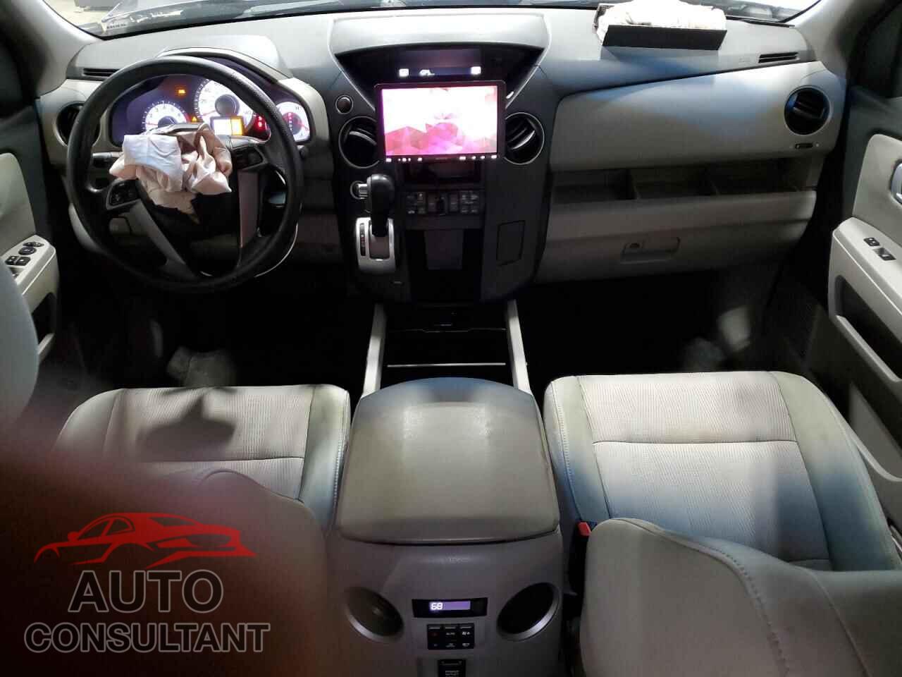HONDA PILOT 2011 - 5FNYF4H46BB087553