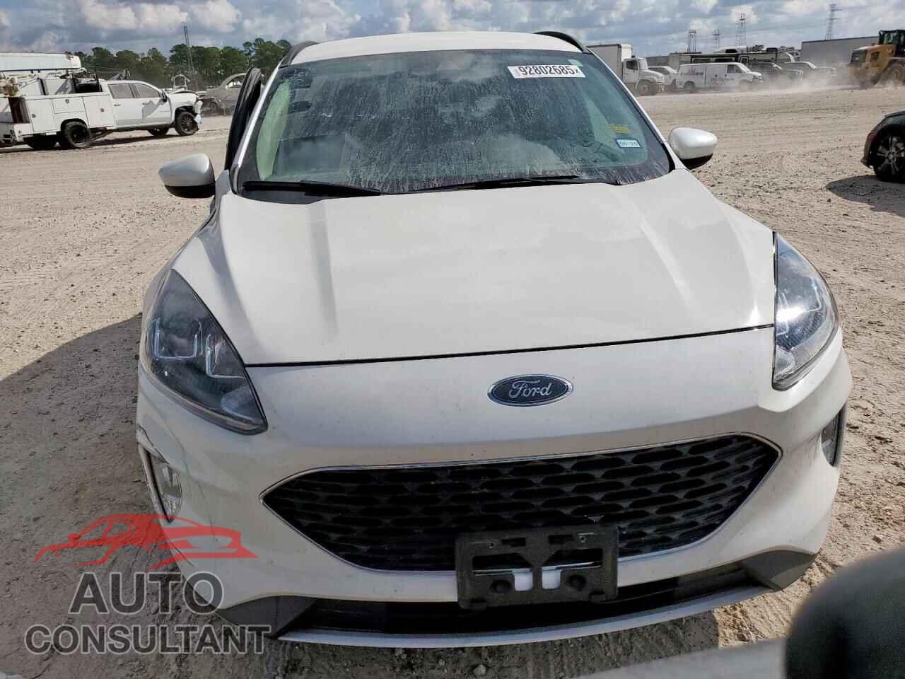 FORD ESCAPE 2020 - 1FMCU0H65LUA31909