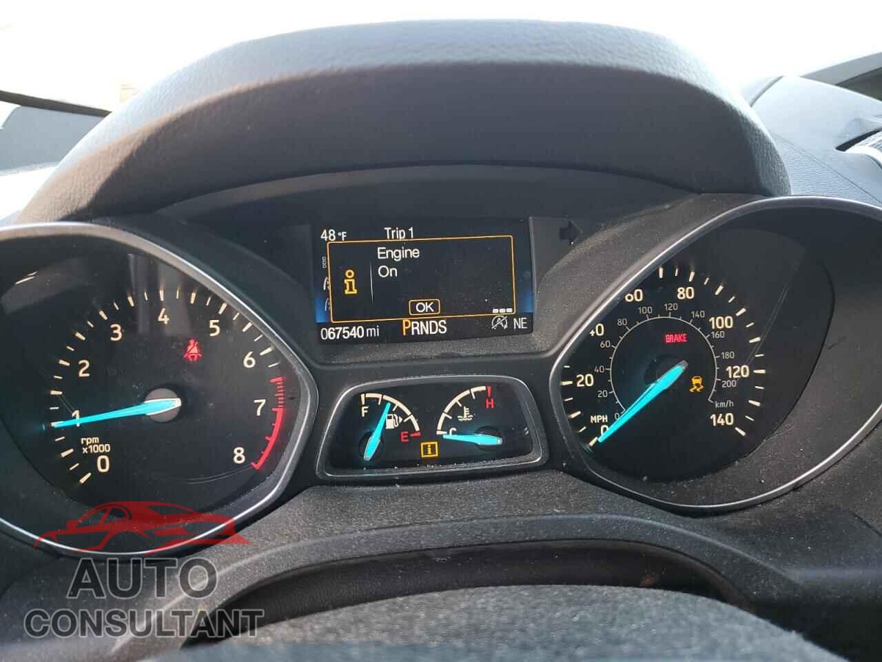 FORD ESCAPE 2017 - 1FMCU9GD3HUB33589