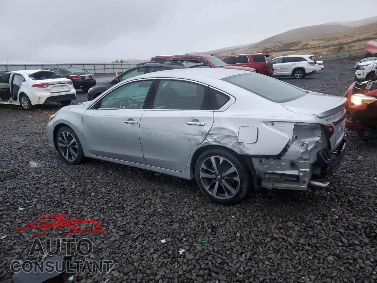 NISSAN ALTIMA 2017 - 1N4BL3AP7HC193874