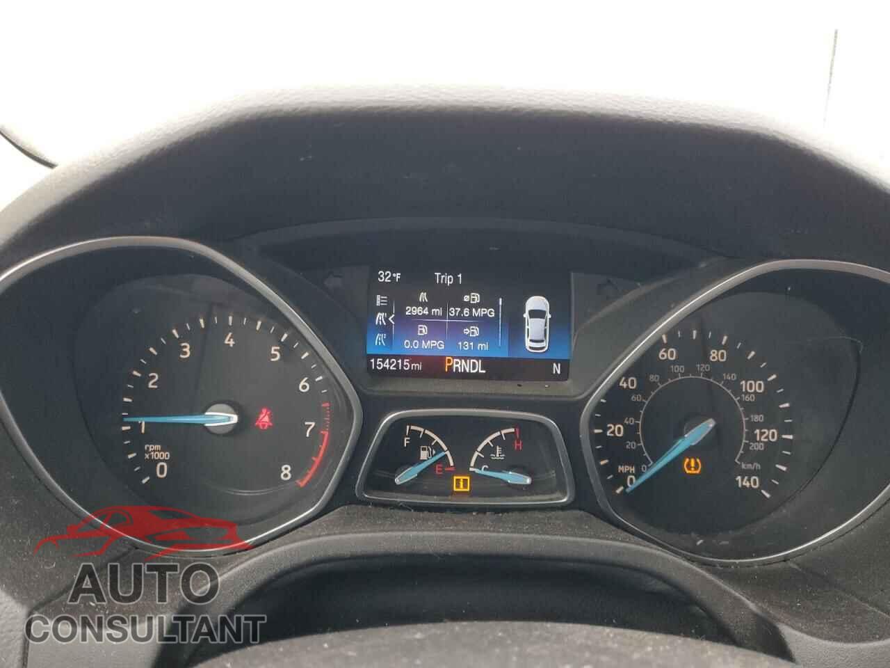 FORD FOCUS 2015 - 1FADP3F29FL348643
