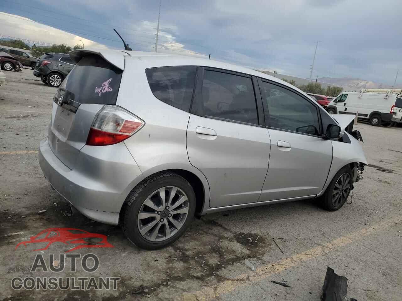 HONDA FIT 2013 - JHMGE8H53DC044334