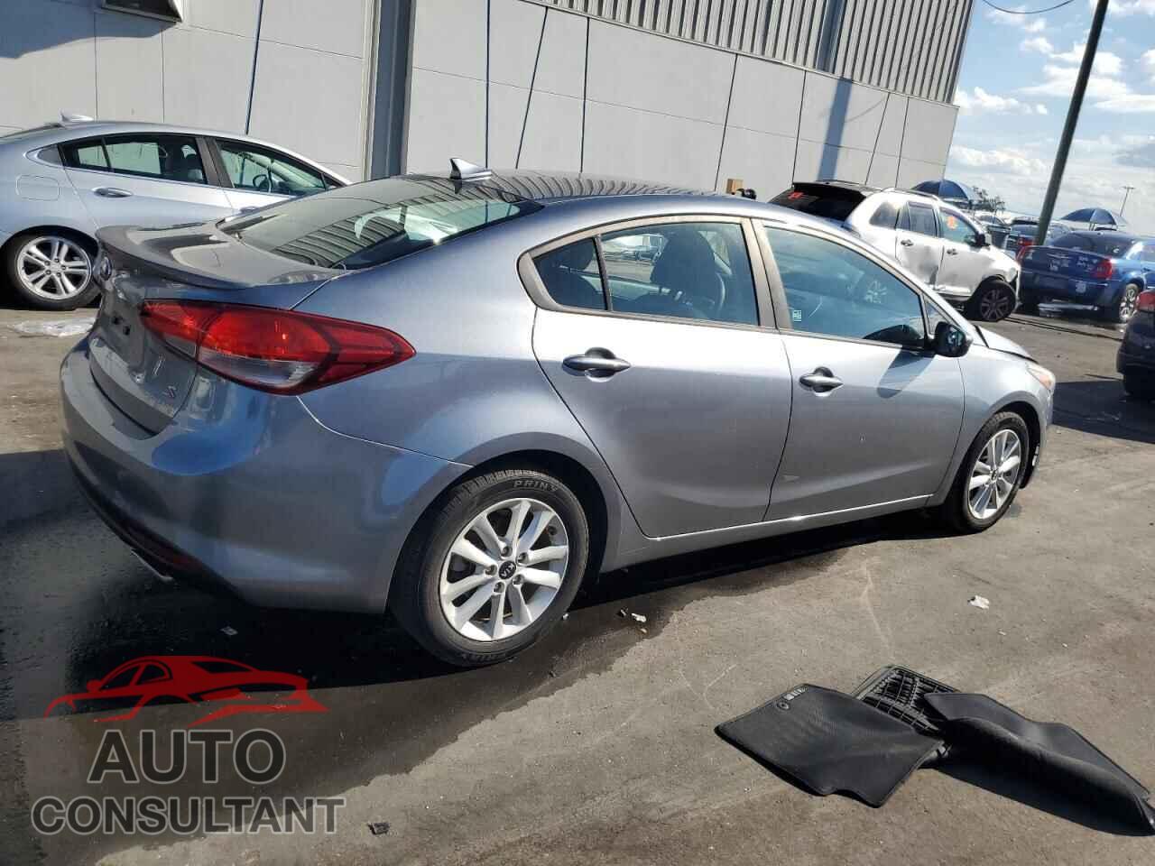 KIA FORTE 2017 - 3KPFL4A74HE047510