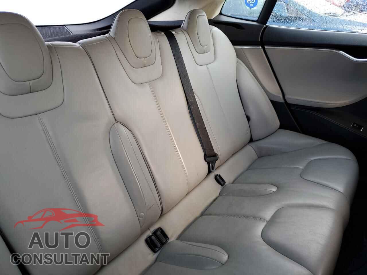 TESLA MODEL S 2014 - 5YJSA1H19EFP38719