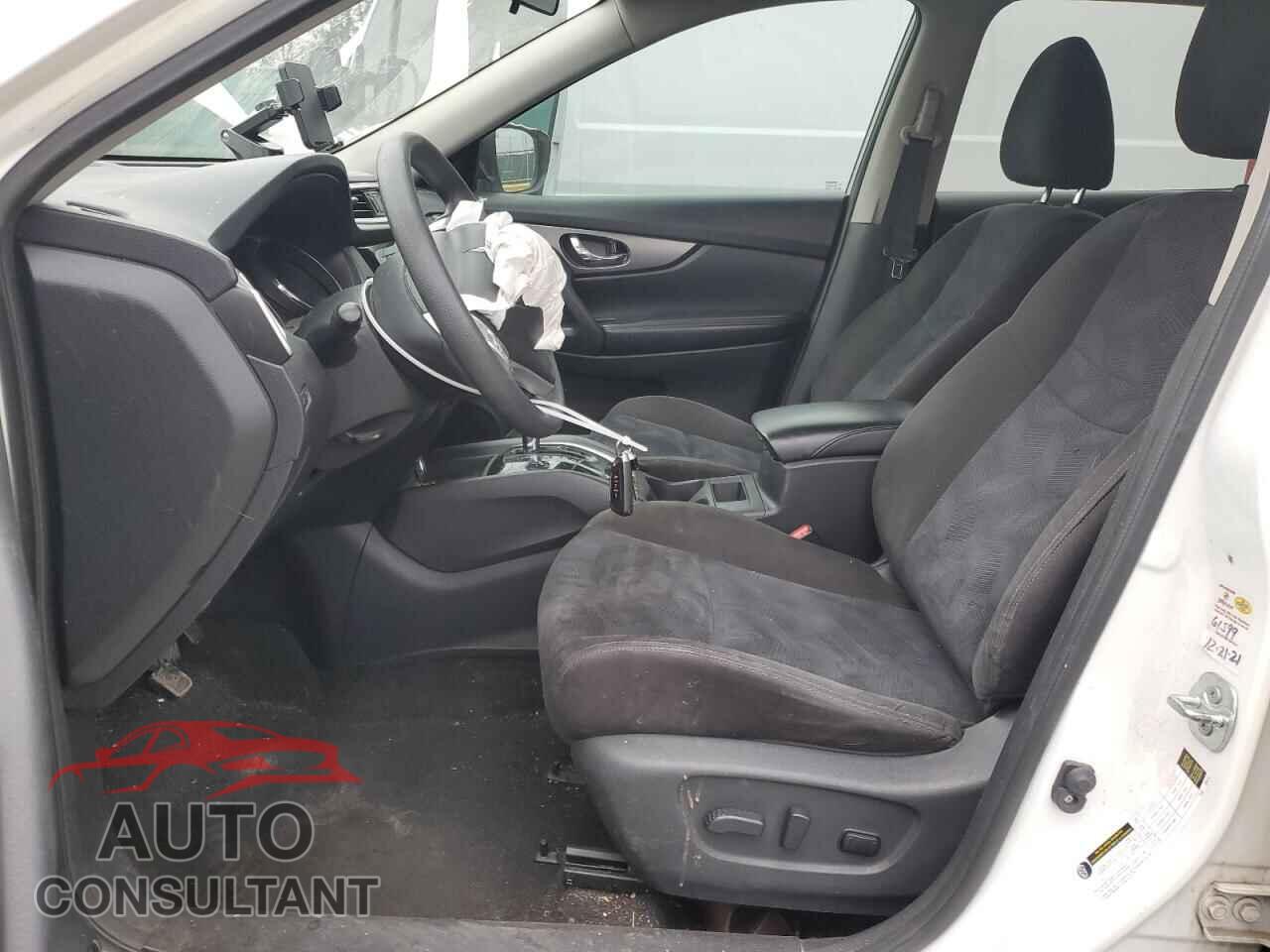 NISSAN ROGUE 2015 - KNMAT2MT0FP543716