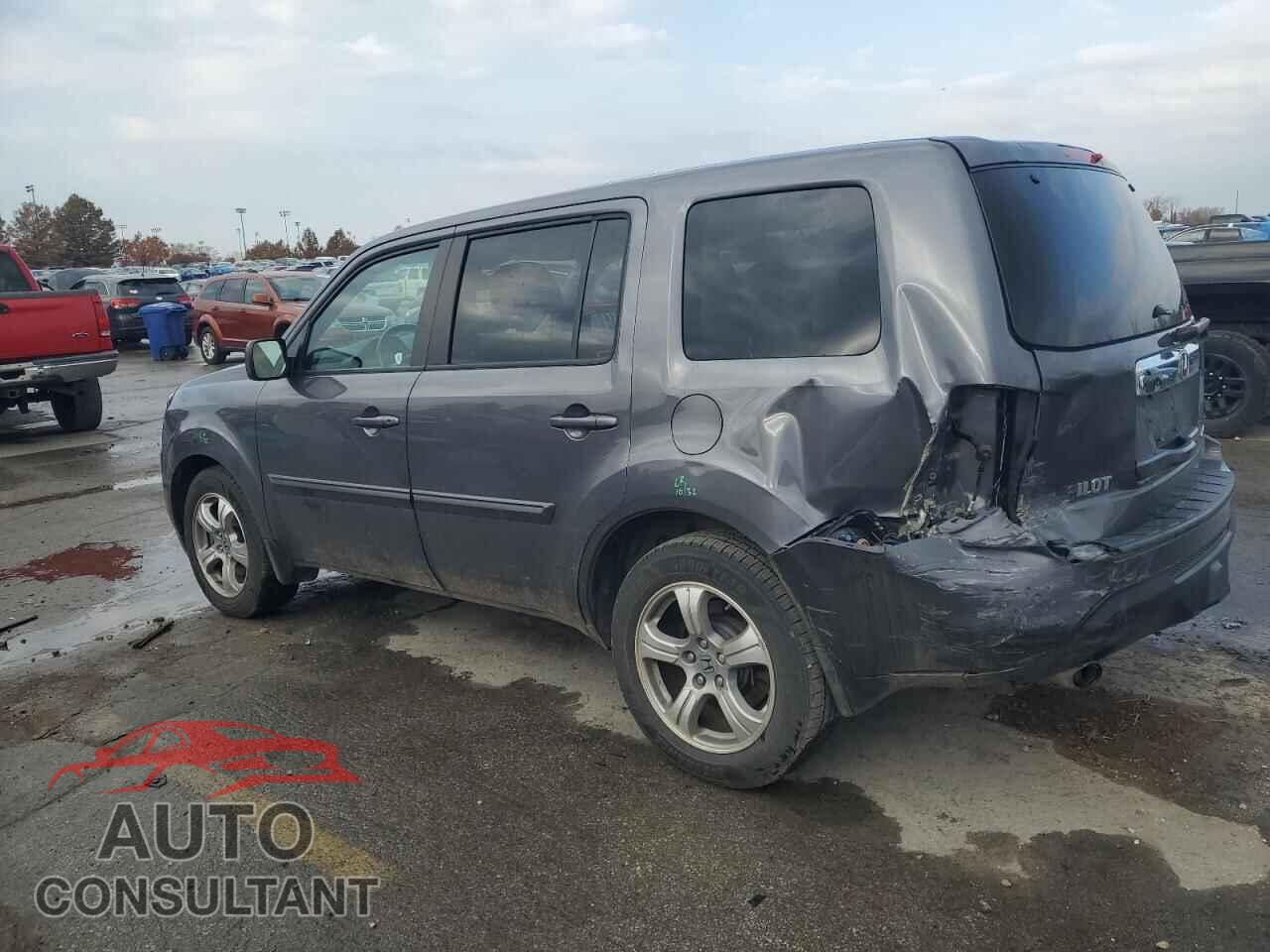 HONDA PILOT 2015 - 5FNYF4H55FB023955
