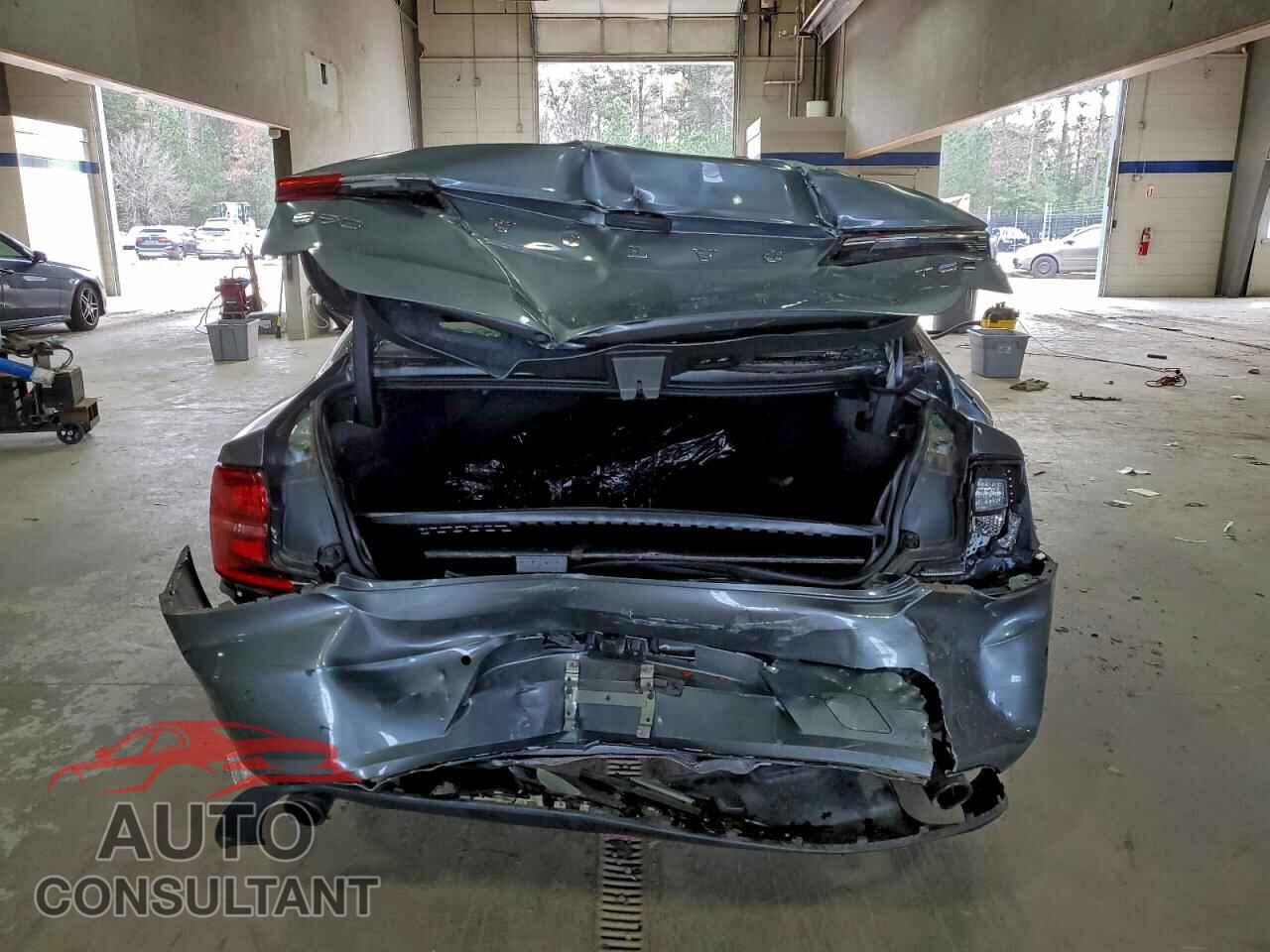 VOLVO S90 2018 - LVY982MK9JP035497