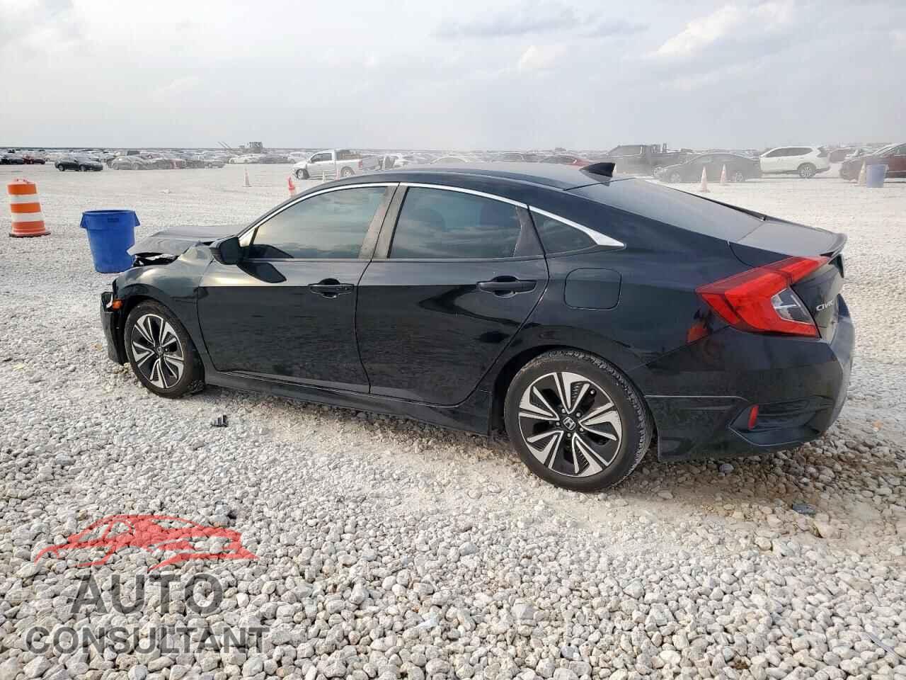 HONDA CIVIC 2017 - 19XFC1F75HE001157