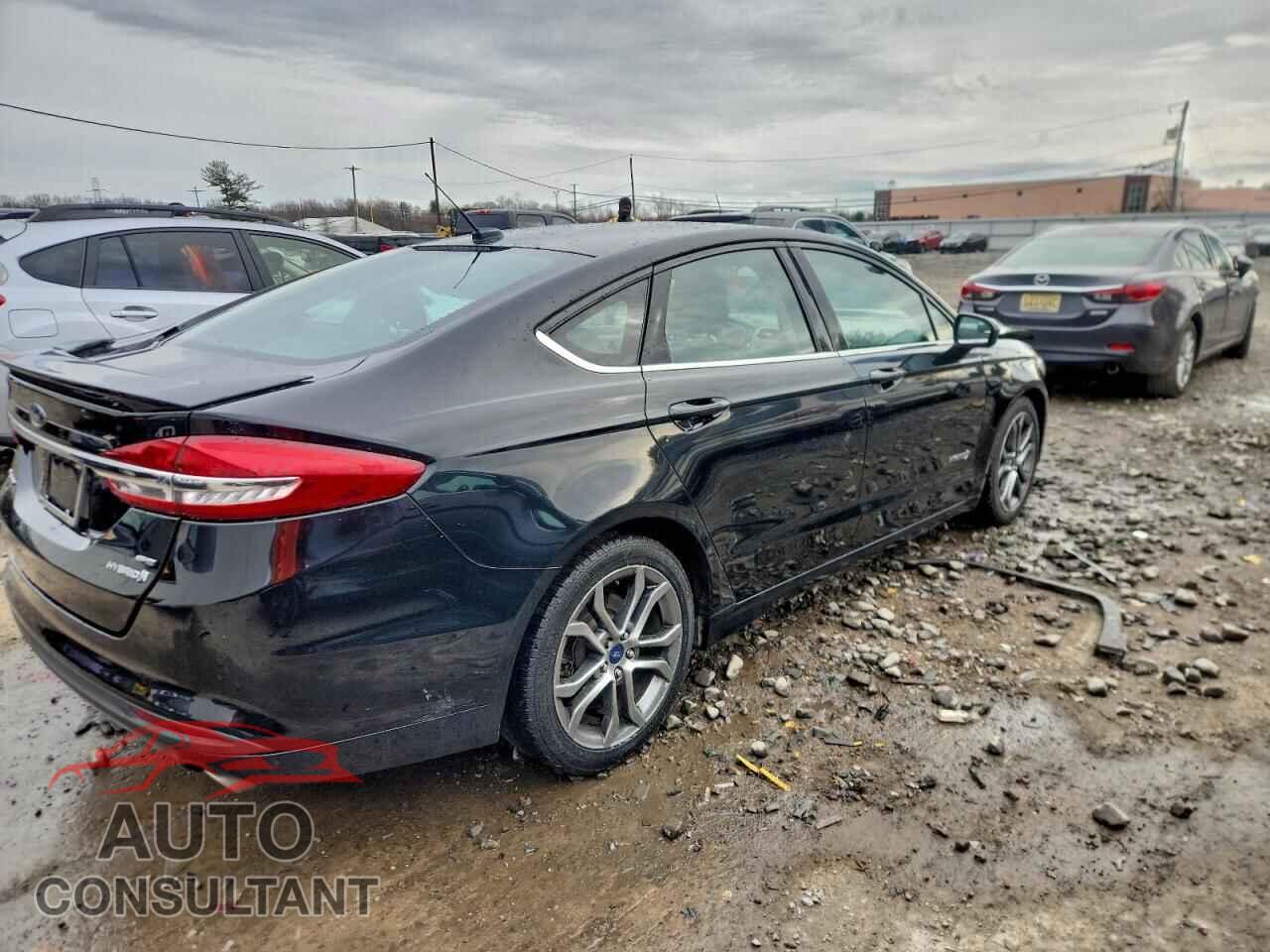 FORD FUSION 2017 - 3FA6P0LU7HR325055