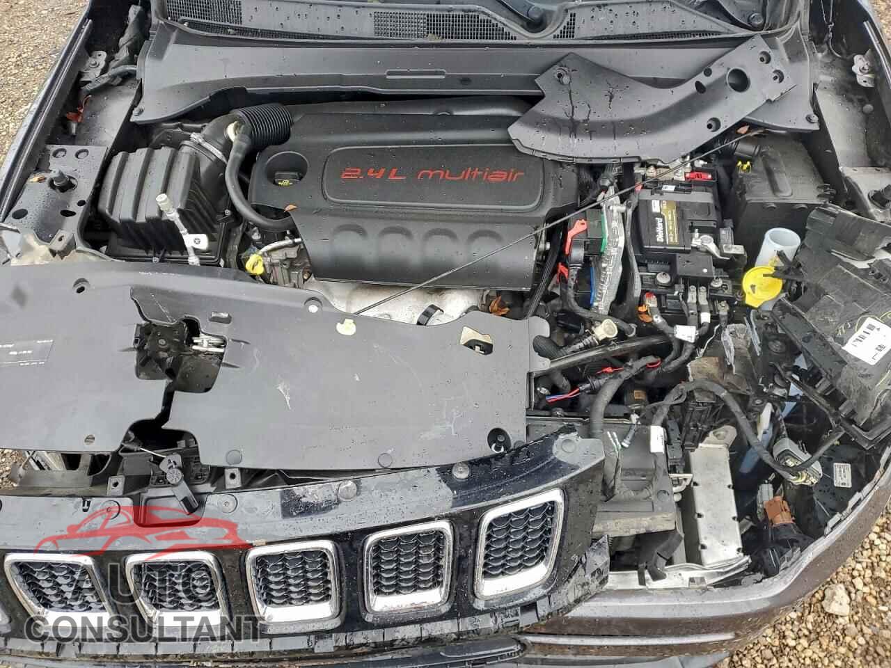 JEEP COMPASS 2021 - 3C4NJDBB7MT584544