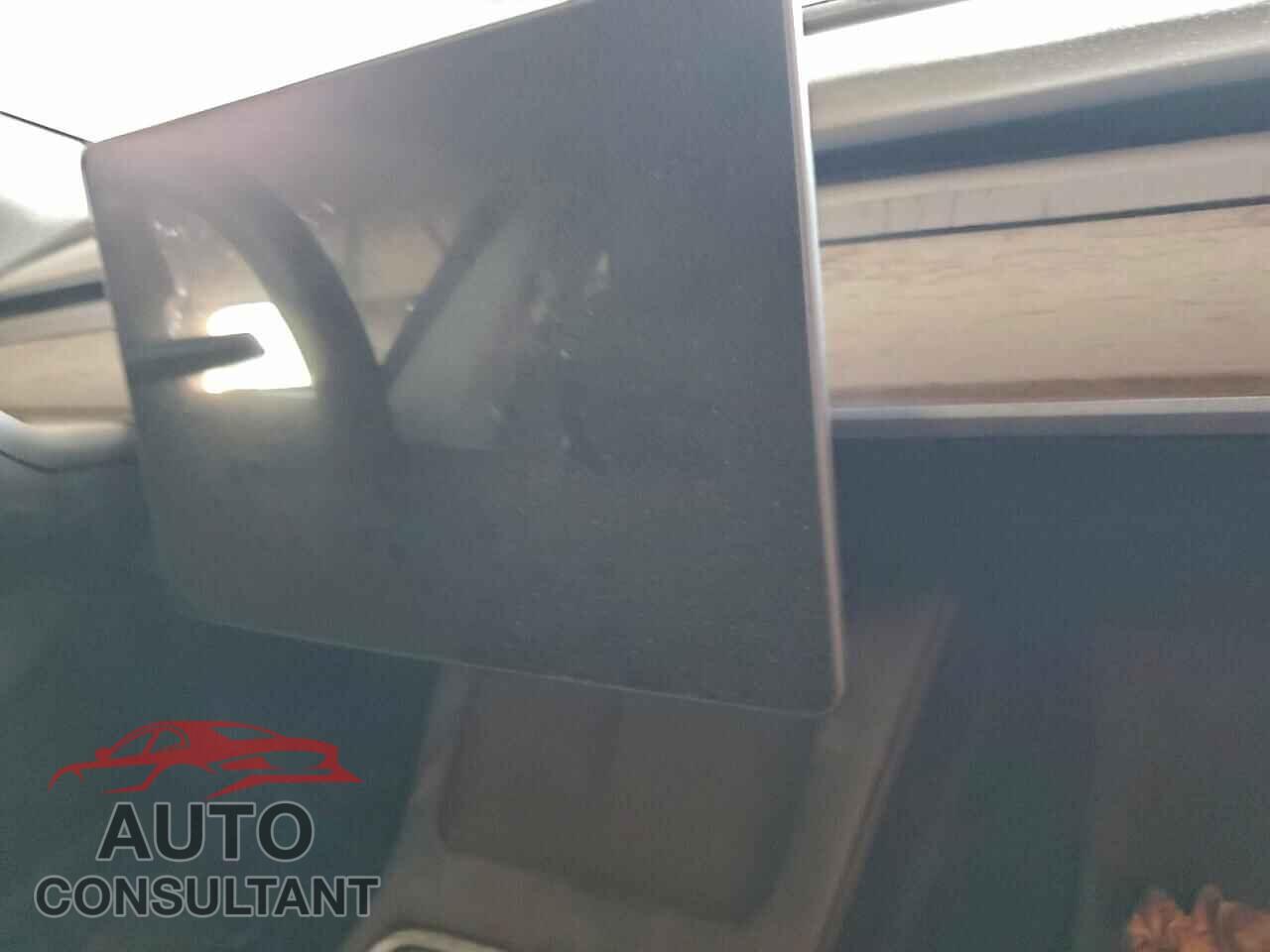 TESLA MODEL 3 2023 - 5YJ3E1EA2PF448953