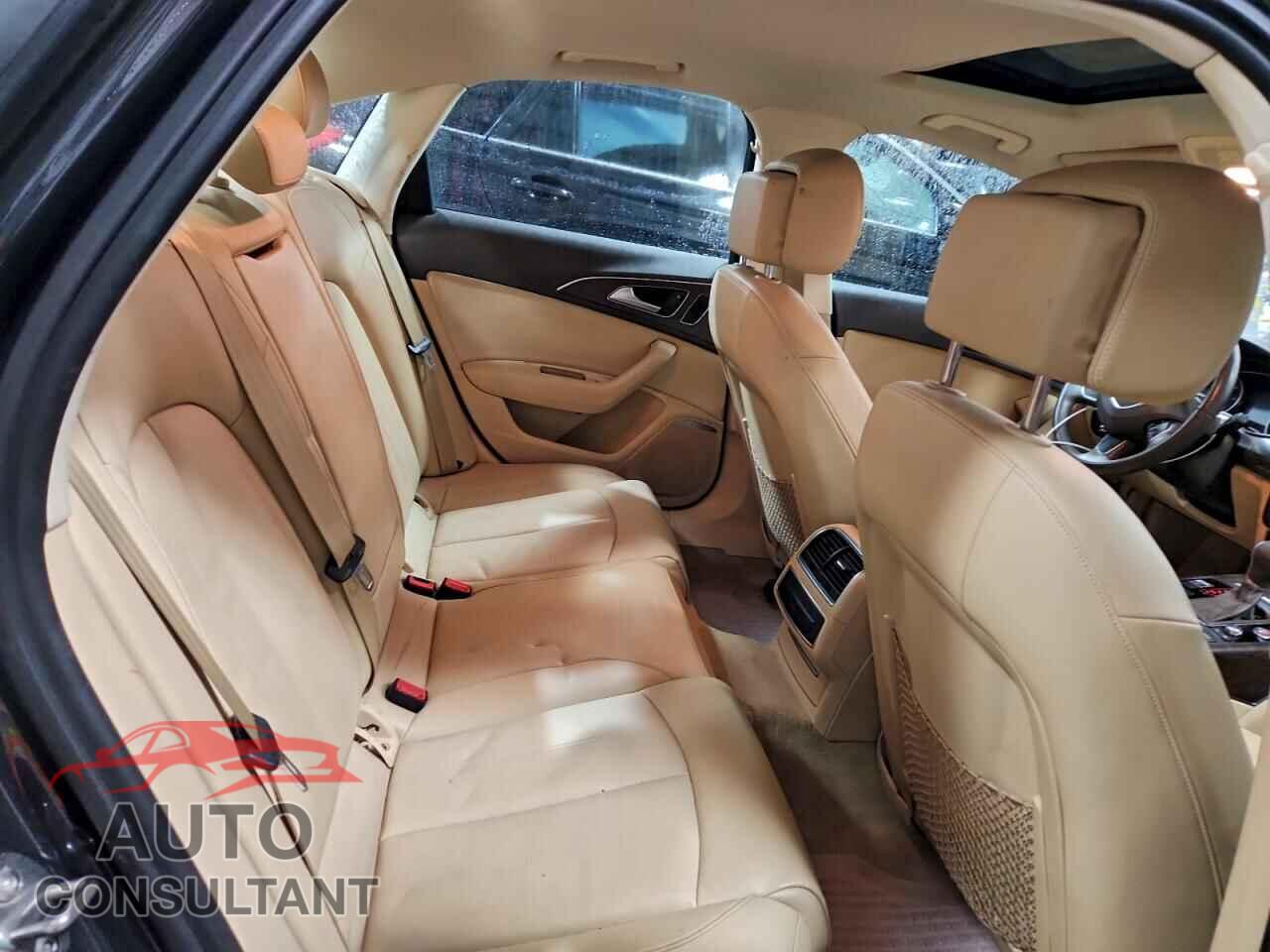 AUDI A6 2013 - WAUGFAFC9DN124682