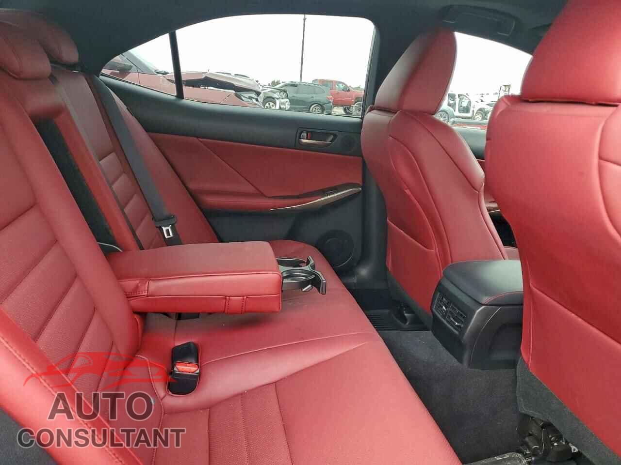LEXUS IS 2017 - JTHBE1D25H5028787
