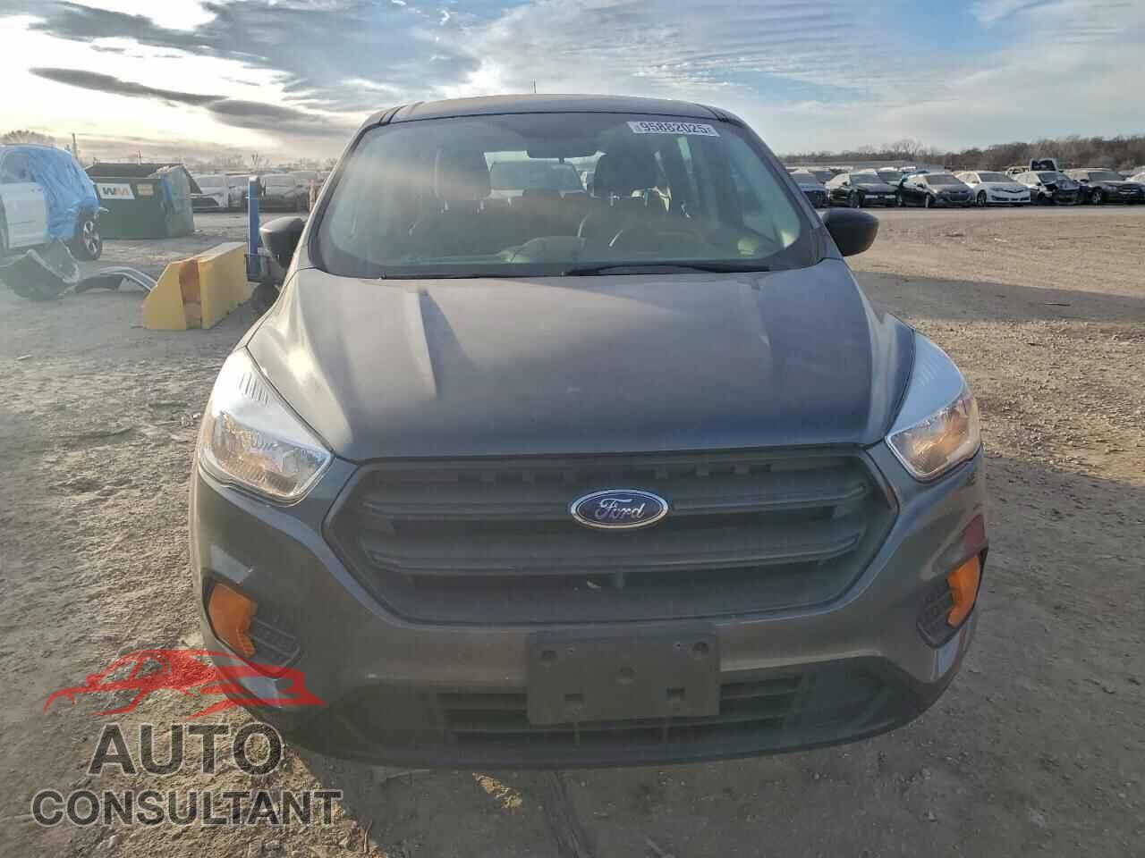 FORD ESCAPE 2017 - 1FMCU0F76HUB79909
