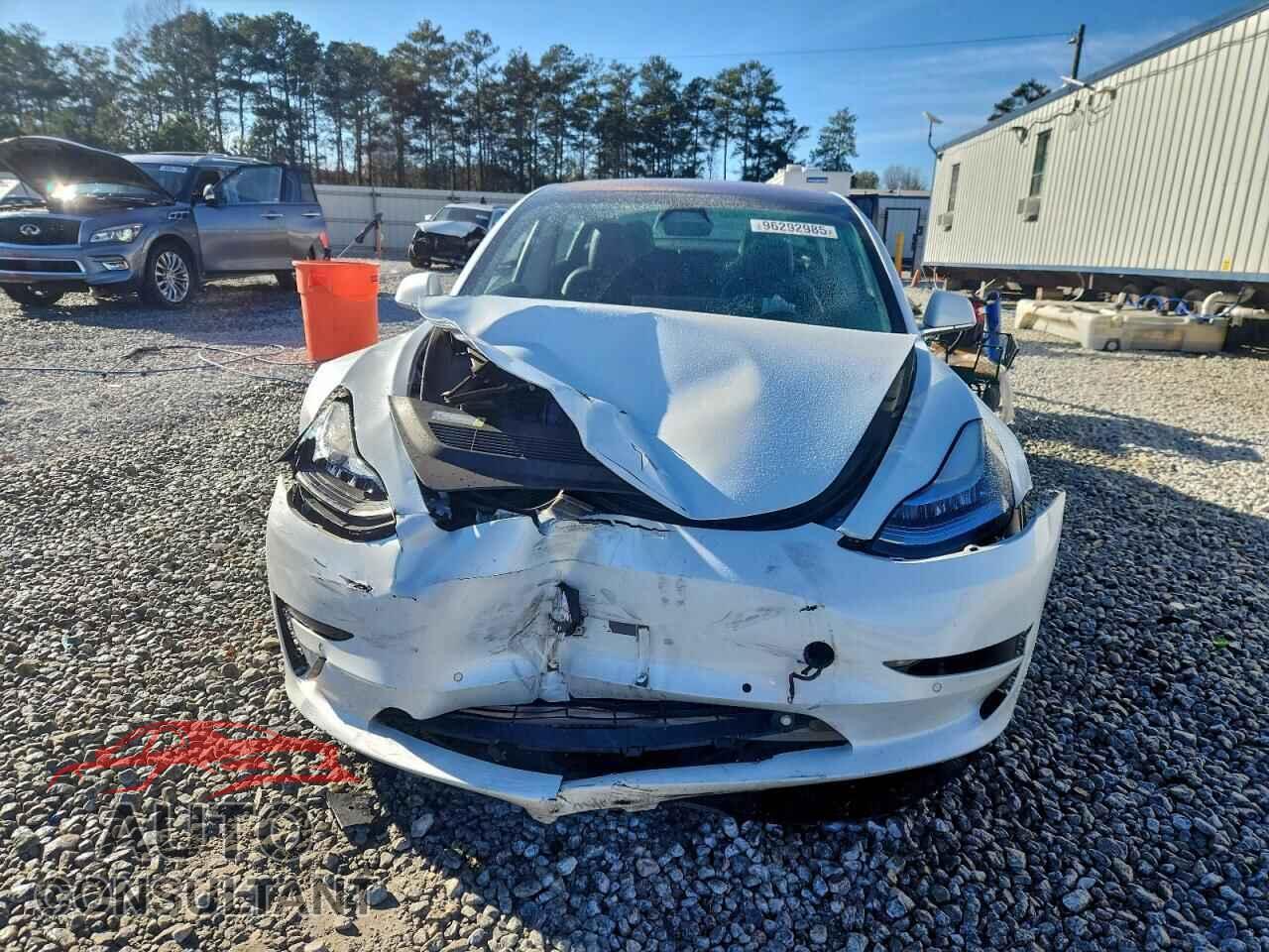 TESLA MODEL 3 2018 - 5YJ3E1EB0JF055064