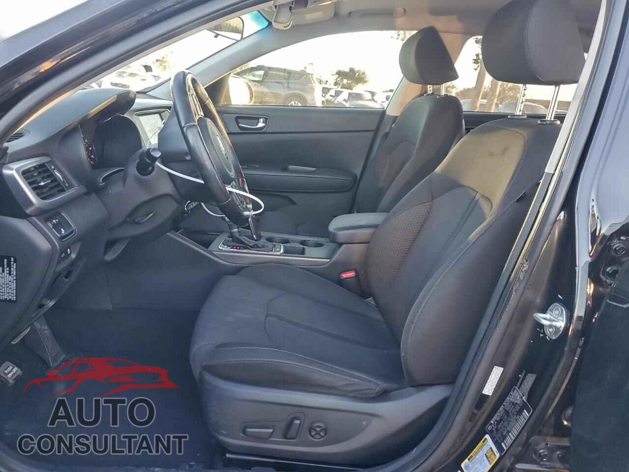 KIA OPTIMA 2017 - KNAGT4LE2H5011243