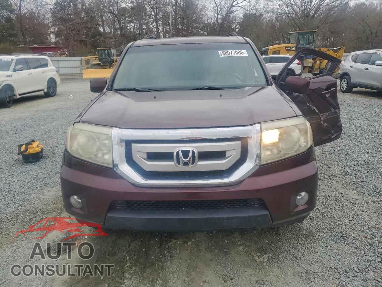 HONDA PILOT 2011 - 5FNYF3H63BB009324