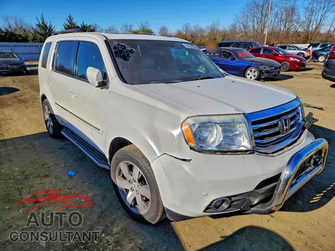 HONDA PILOT 2013 - 5FNYF4H90DB077812
