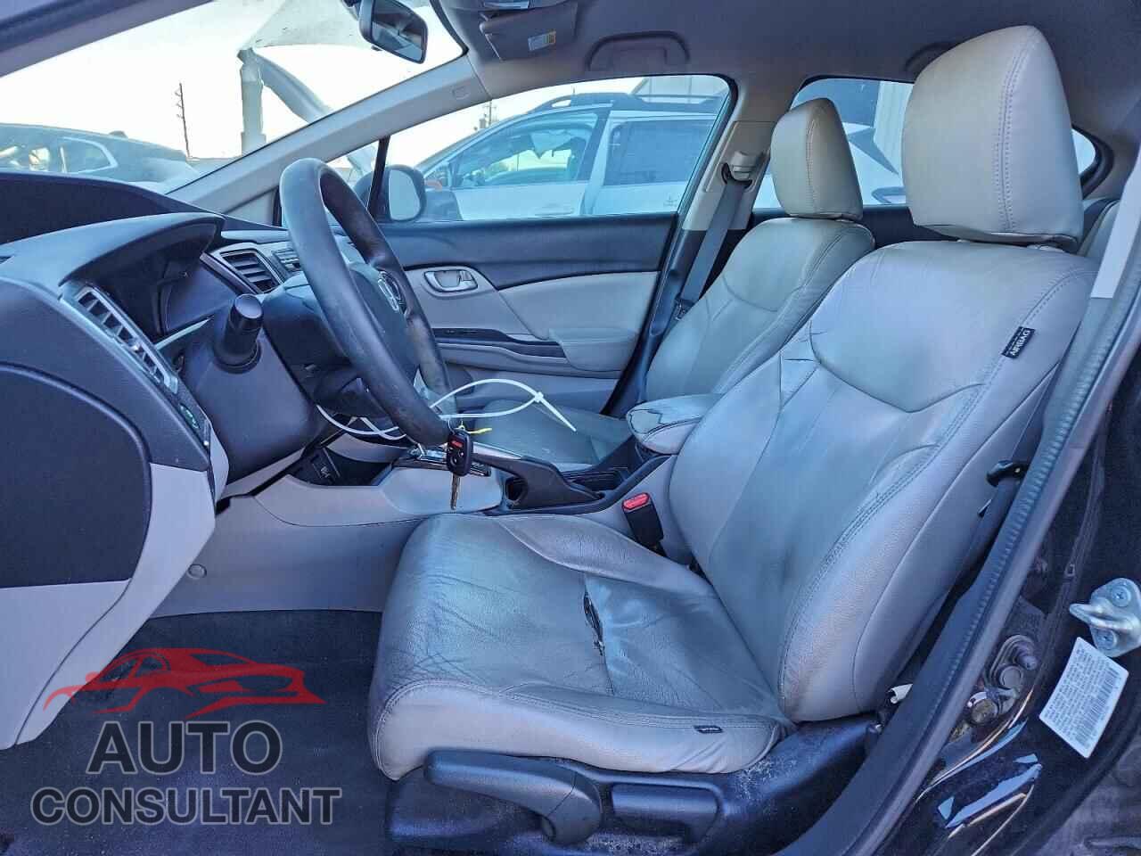HONDA CIVIC 2013 - 19XFB2F51DE072860