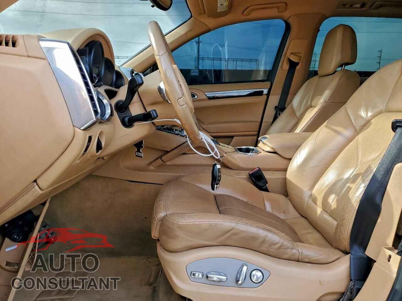 PORSCHE CAYENNE 2011 - WP1AB2A24BLA42892