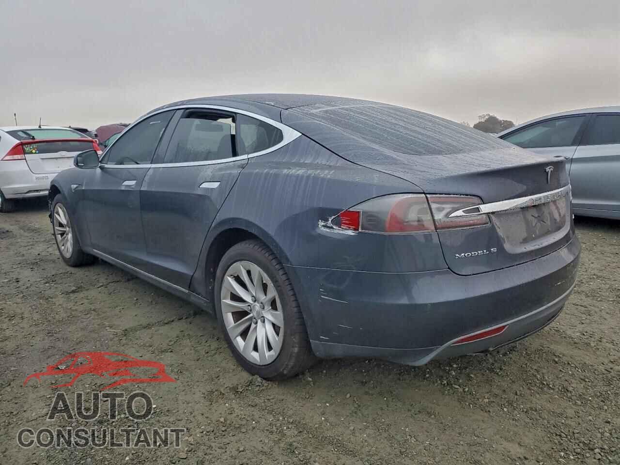 TESLA MODEL S 2016 - 5YJSA1E28GF133820