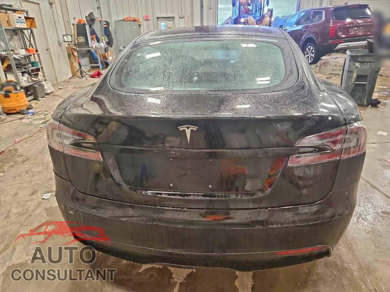 TESLA MODEL S 2021 - 5YJSA1E56MF441414