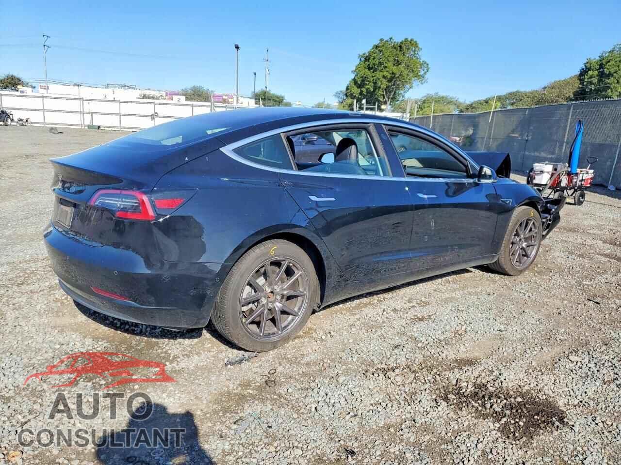 TESLA MODEL 3 2018 - 5YJ3E1EA5JF171772