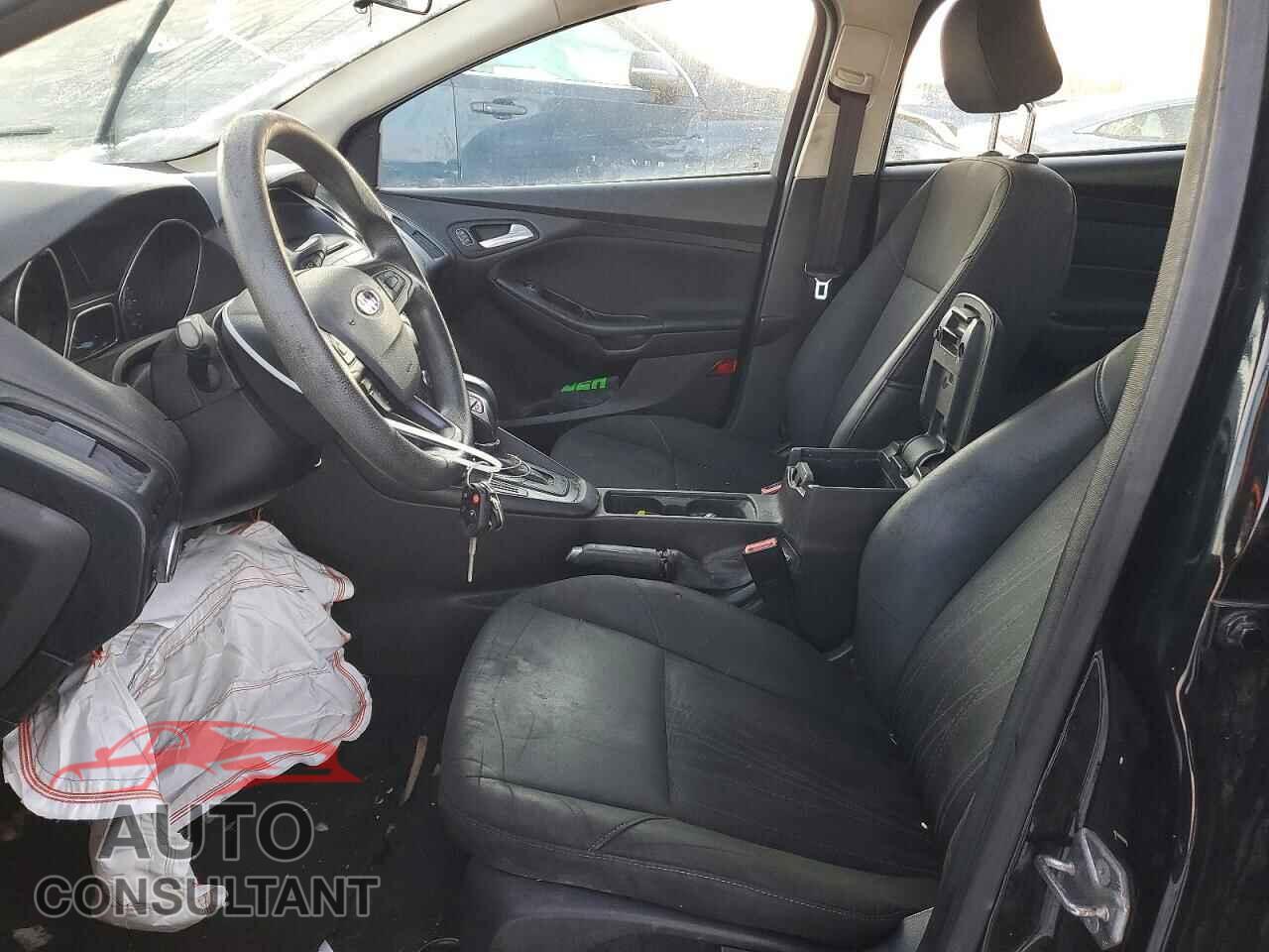 FORD FOCUS 2015 - 1FADP3F24FL384336