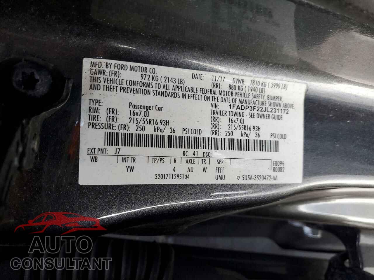 FORD FOCUS 2018 - 1FADP3F22JL231172