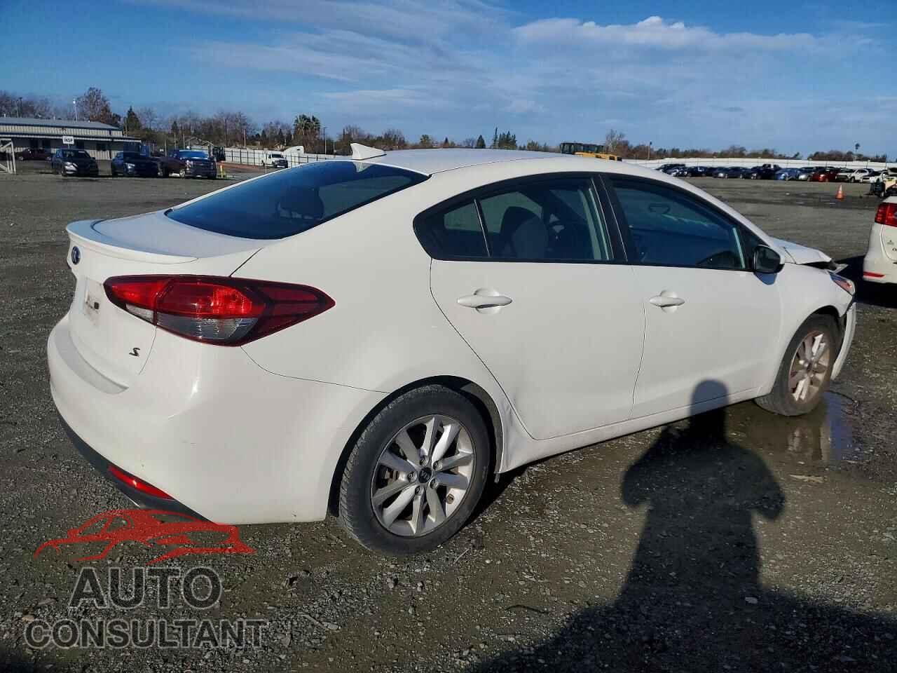 KIA FORTE 2017 - 3KPFL4A75HE011759