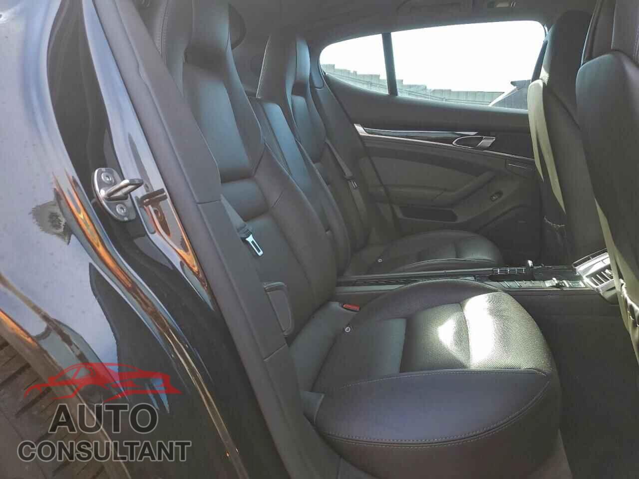 PORSCHE PANAMERA 2014 - WP0AA2A77EL005372