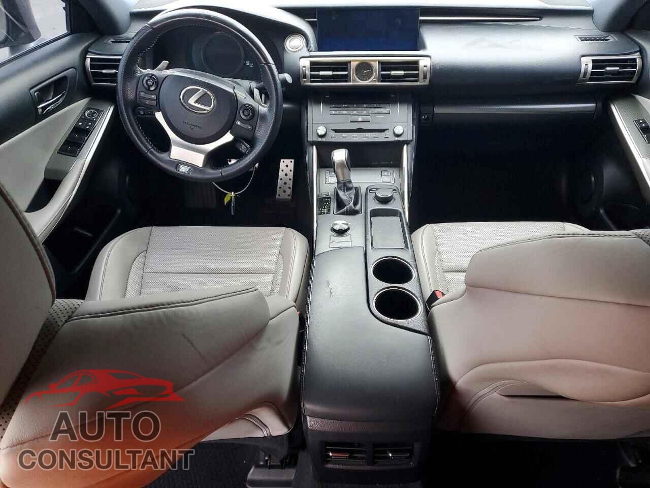 LEXUS IS 2015 - JTHBF1D21F5081027