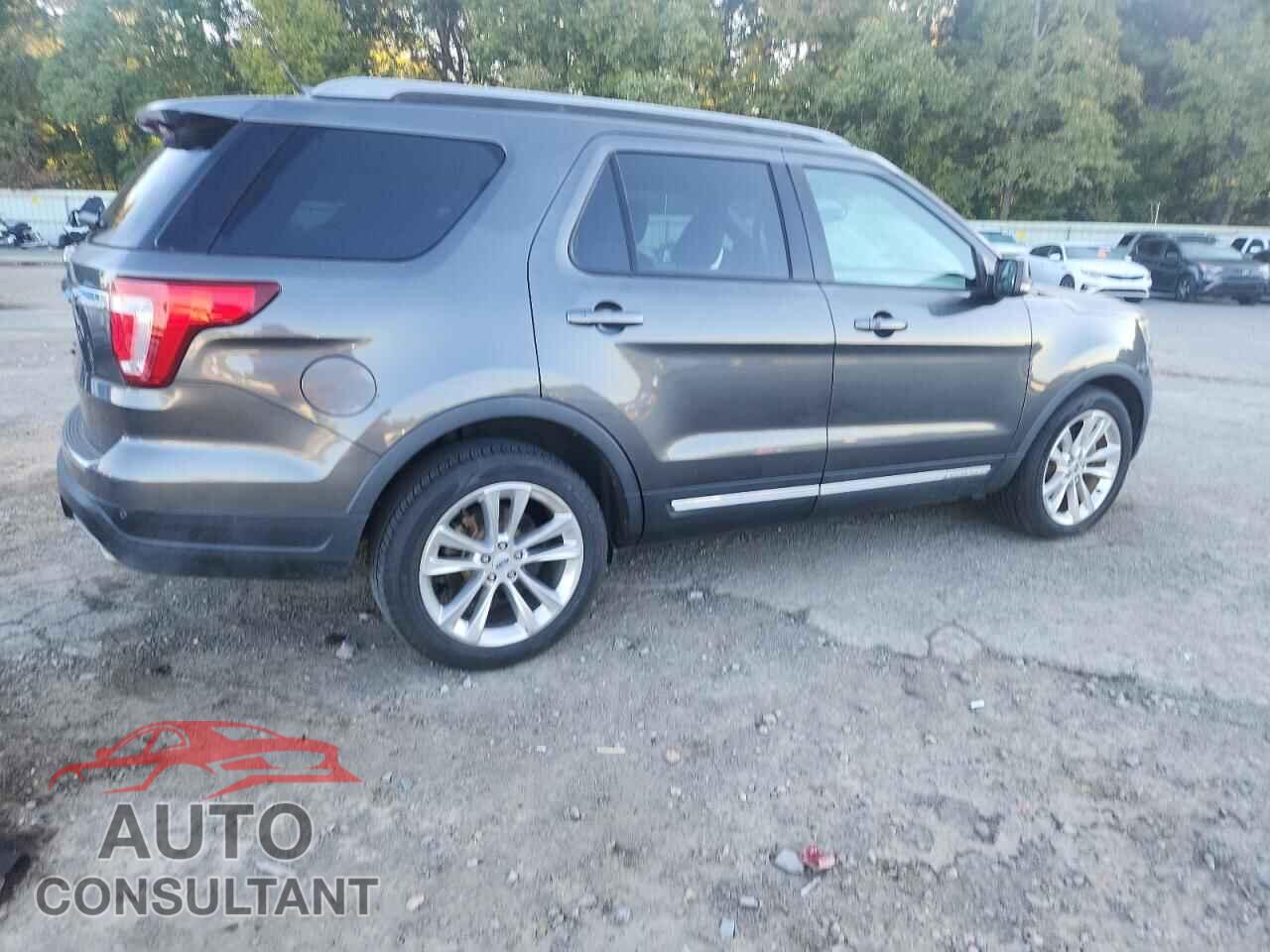 FORD EXPLORER 2018 - 1FM5K7D8XJGB08204