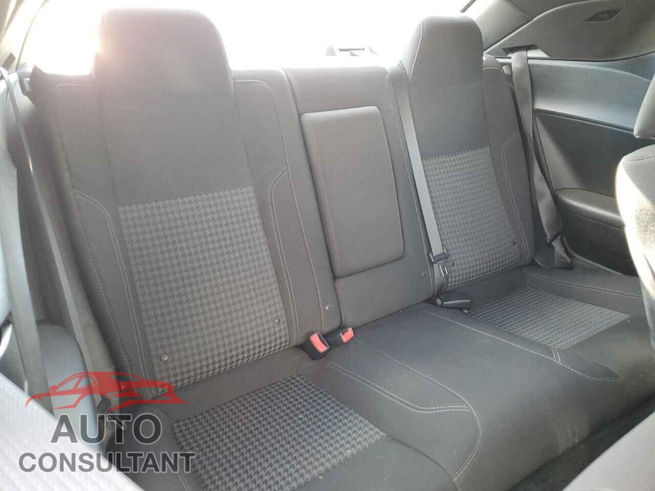 DODGE CHALLENGER 2015 - 2C3CDZAT5FH865618