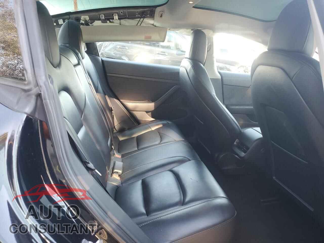 TESLA MODEL 3 2022 - 5YJ3E1EA2NF369991