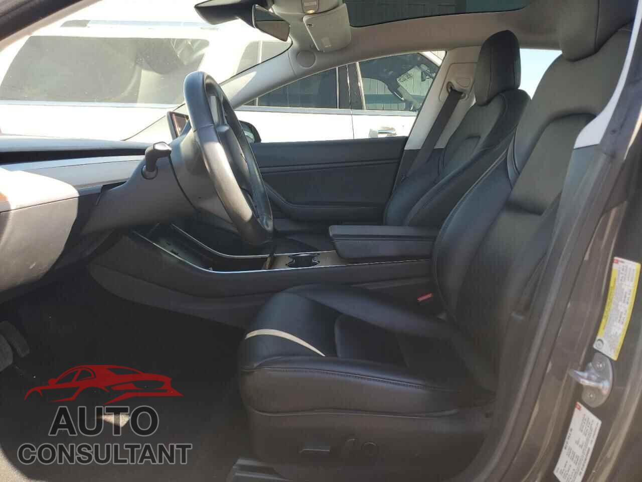 TESLA MODEL 3 2018 - 5YJ3E1EA0JF048803