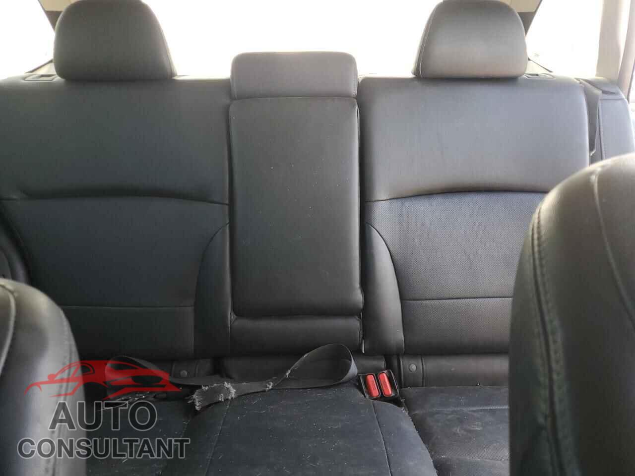 SUBARU OUTBACK 2015 - 4S4BSBNC2F3308453