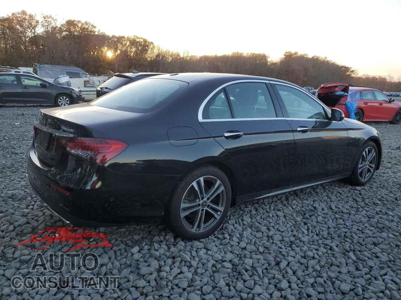 MERCEDES-BENZ E-CLASS 2023 - W1KZF8EB0PB111604