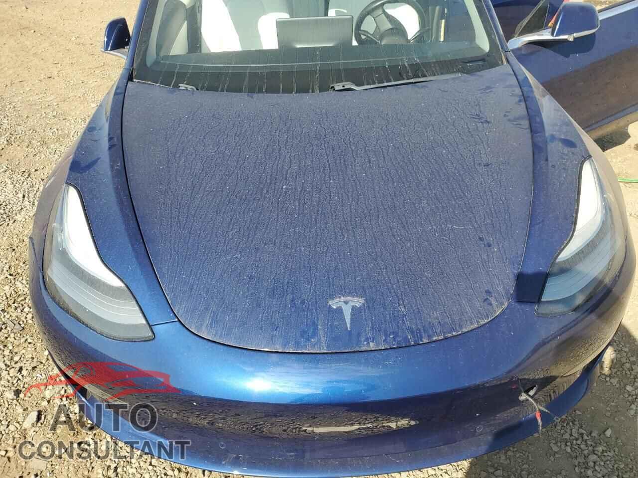 TESLA MODEL 3 2018 - 5YJ3E1EB1JF135408