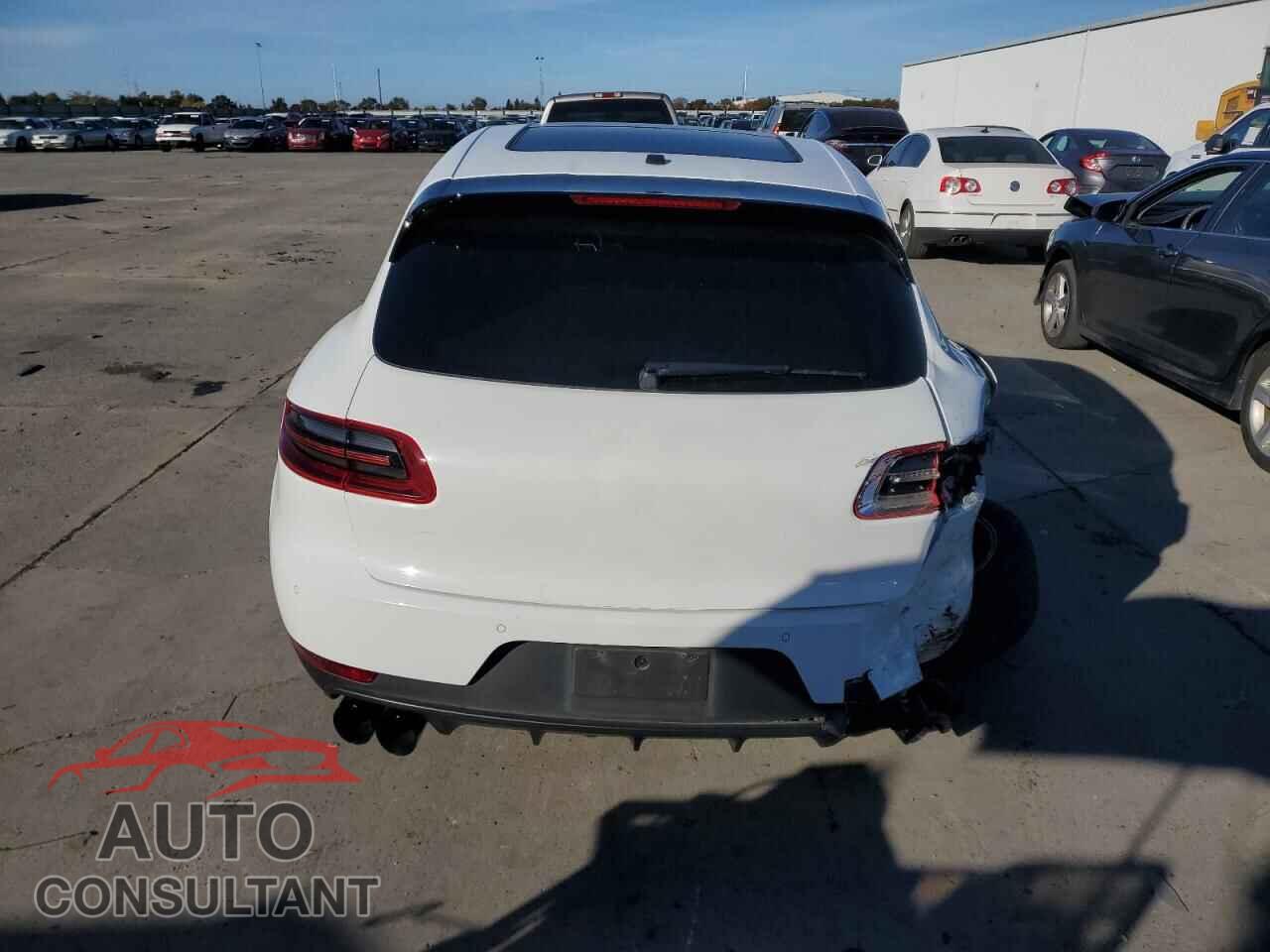 PORSCHE MACAN 2016 - WP1AB2A54GLB58434