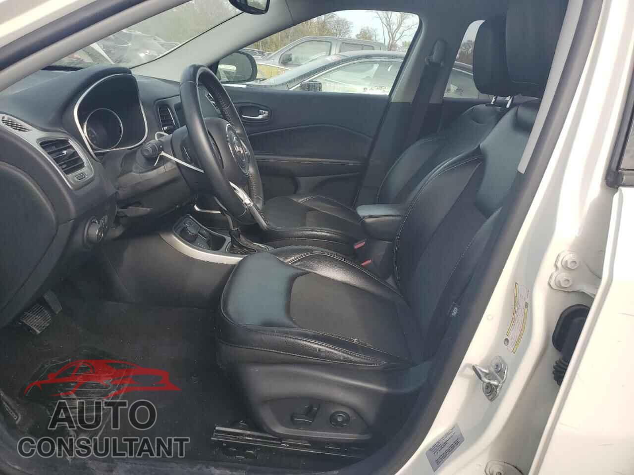 JEEP COMPASS 2017 - 3C4NJDBB4HT672067