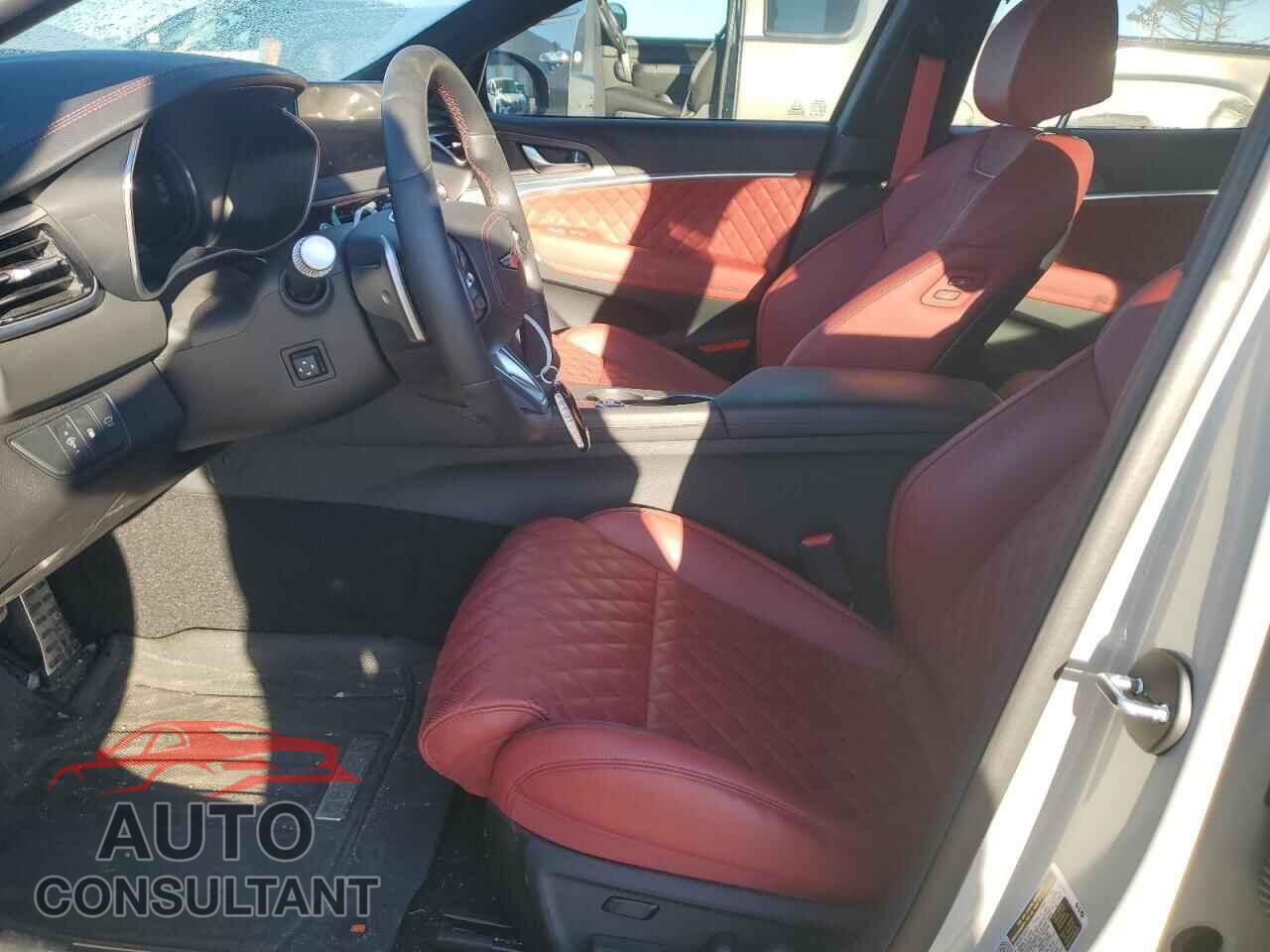 GENESIS G70 2025 - KMTG54SE4SU149542