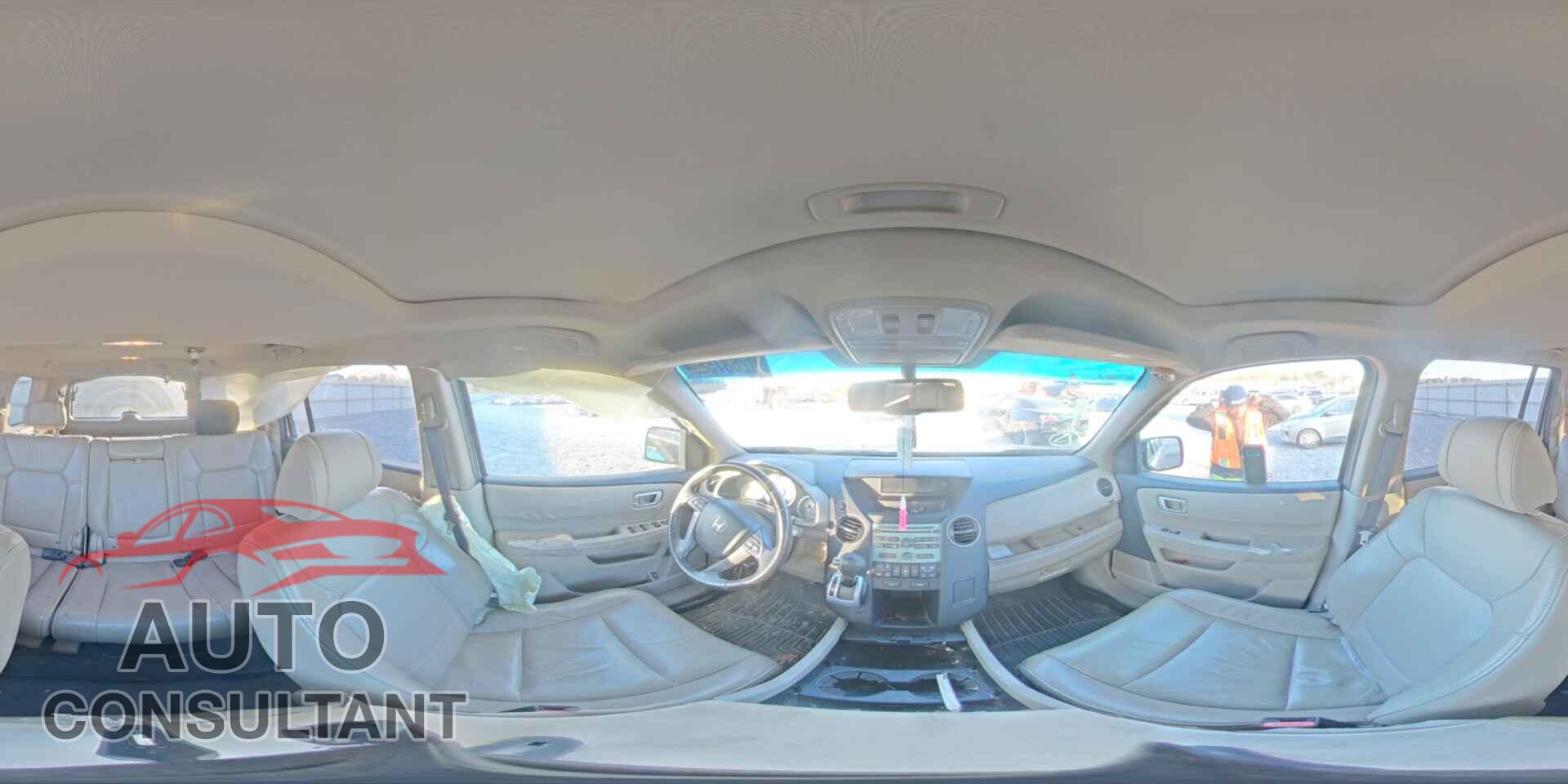 HONDA PILOT 2011 - 5FNYF3H59BB029858